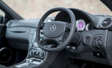 Mercedes-Benz CLK DTM AMG 11