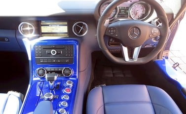 Mercedes-Benz SLS AMG 9