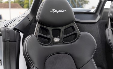 Porsche Boxster Spyder 15