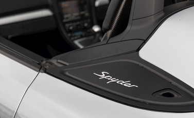 Porsche Boxster Spyder 26