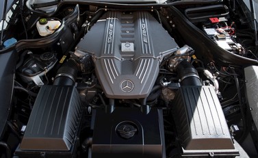 Mercedes-Benz SLS AMG Roadster 27
