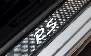 Porsche 911 (997) GT2 RS 21