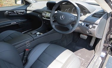 Mercedes-Benz CL AMG 8