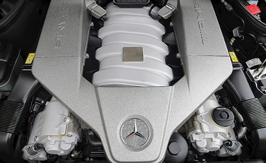 Mercedes-Benz CLK AMG Black Series 14
