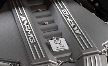 Mercedes-Benz SLS AMG Roadster 29