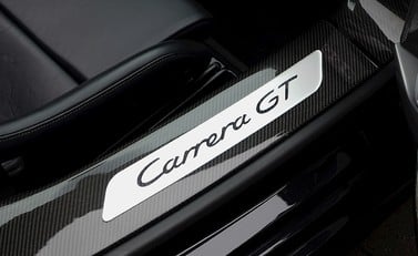 Porsche Carrera GT 29