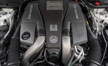 Mercedes-Benz SL Class SL63 31