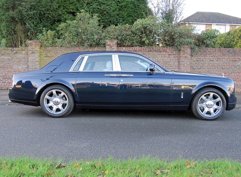 Rolls-Royce Phantom 6