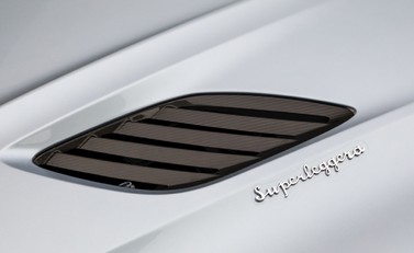 Aston Martin DBS Superleggera 26