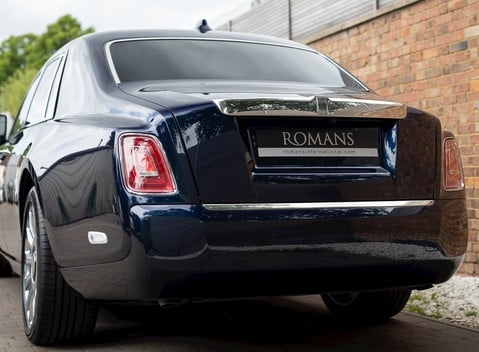 Rolls-Royce Phantom 32