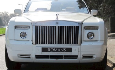 Rolls-Royce Phantom Drophead Coupe 2