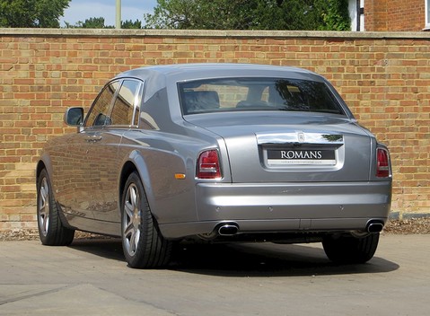 Rolls-Royce Phantom 15