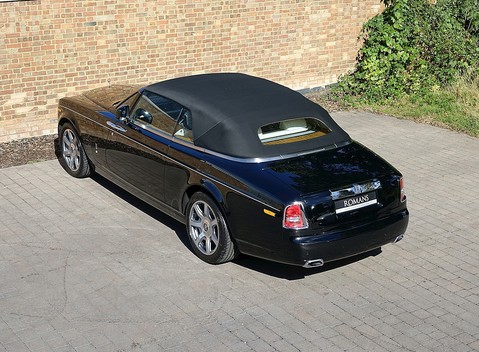 Rolls-Royce Phantom Drophead Series II 14