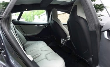 Tesla Model S S 90d 16