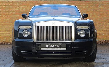 Rolls-Royce Phantom Drophead Coupe 16