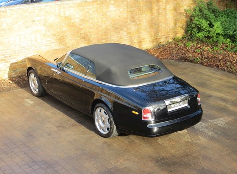Rolls-Royce Phantom Drophead Coupe 21