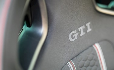 Volkswagen Golf GTi Clubsport S 17