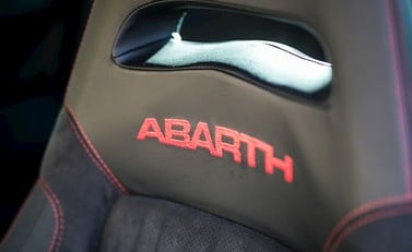 Abarth 695 Tributo Ferrari 19