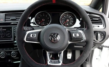Volkswagen Golf GTI S Clubsport 15