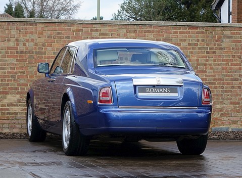 Rolls-Royce Phantom Series II 10