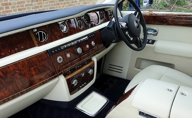 Rolls-Royce Phantom Series II 29