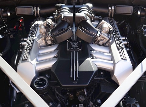 Rolls-Royce Phantom Series II 32
