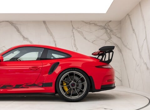 Porsche 911 GT3 RS (991) 26