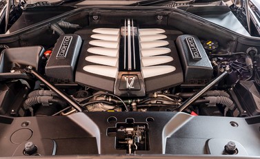 Rolls-Royce Wraith Series II 16
