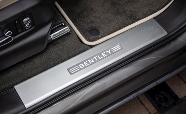 Bentley Bentayga V8 Diesel 24