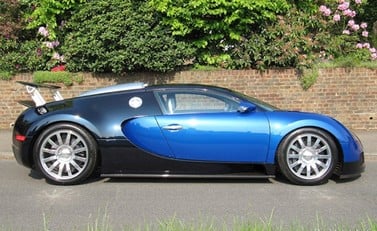 Bugatti Veyron 16.4 5