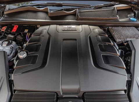 Bentley Bentayga V8 Diesel 28