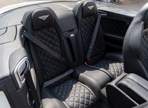 Bentley Continental GT V8 S Convertible 15