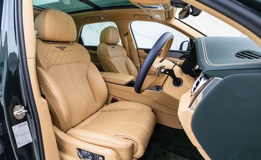 Bentley Bentayga W12 Mulliner 10