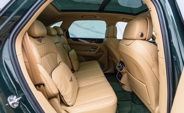 Bentley Bentayga W12 Mulliner 14