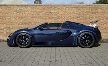 Bugatti Veyron Grand Sport Vitesse 24