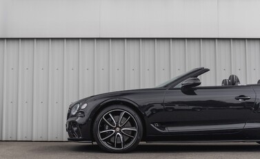 Bentley Continental GT Convertible 26