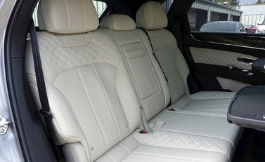 Bentley Bentayga First Edition 18