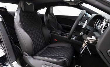 Bentley Continental GT V8 S 10