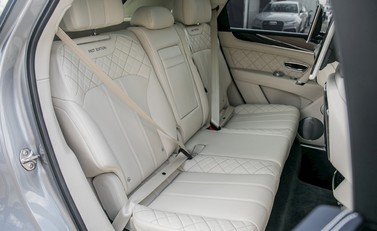 Bentley Bentayga W12 First Edition 14