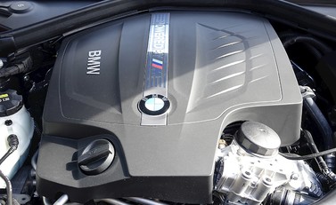 BMW M2 31