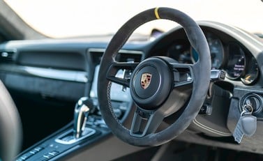 Porsche 911 (991.2) GT3 RS 11