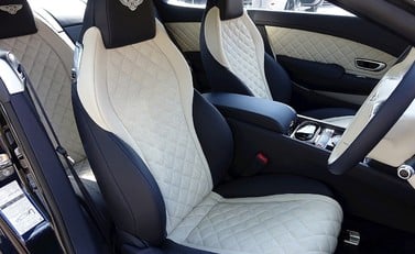 Bentley Continental GT V8 S Mulliner 12
