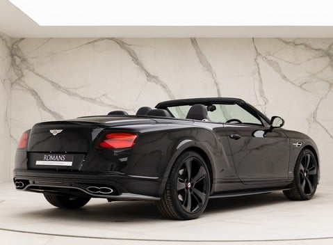Bentley Continental GT V8 S Convertible Black Edition 9