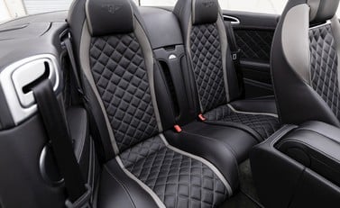 Bentley Continental GT V8 S Convertible Black Edition 14
