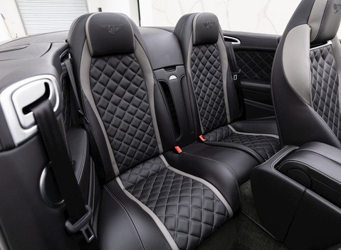 Bentley Continental GT V8 S Convertible Black Edition 14