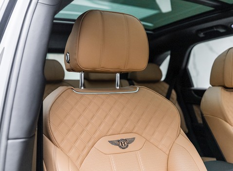 Bentley Bentayga V8 10