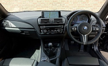 BMW M2 19