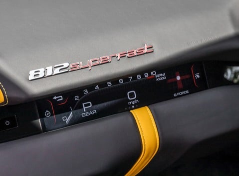 Ferrari 812 Superfast 19
