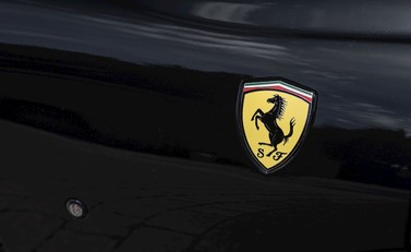 Ferrari 812 Superfast 27
