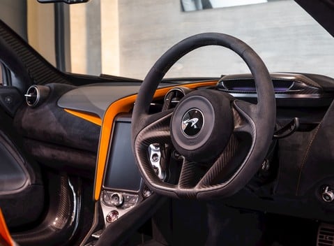 McLaren 720S Spider Performance MSO Bespoke Carbon Pa 9